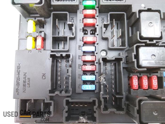 Fuse box Nissan Juke 1.6 16V 284B71KA0C NISSAN