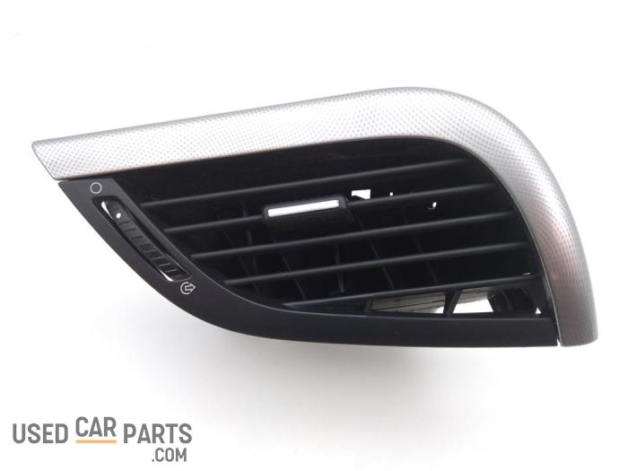 Dashboard vent Peugeot 207 SW 1.6 HDi 16V - A1010046