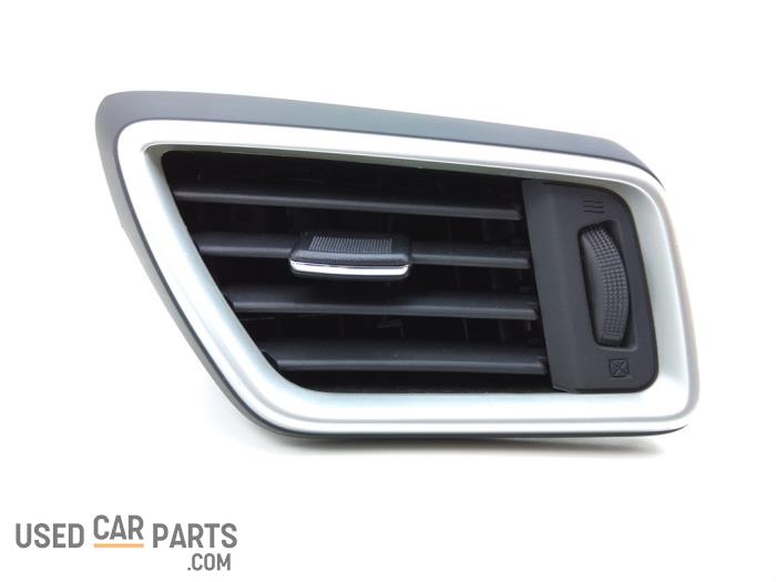 Nissan Qashqai Dashboard vents stock | ProxyParts.com