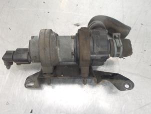 Used Water pump Ford Galaxy (WGR) 1.9 TDI Price on request offered by Bongers Auto-Onderdelen Zeeland