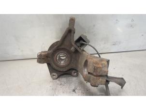 Used Knuckle, front left Peugeot 206 Price on request offered by Bongers Auto-Onderdelen Zeeland