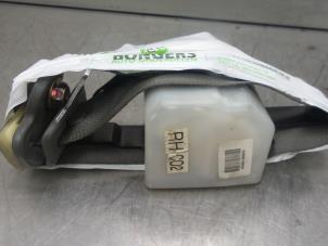 Used Front seatbelt, right Hyundai Atos 1.0 12V Price on request offered by Bongers Auto-Onderdelen Zeeland
