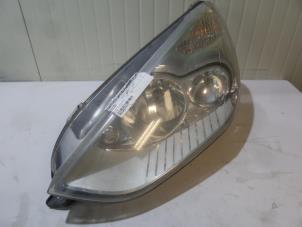 Used Headlight, left Ford S-Max Price on request offered by Bongers Auto-Onderdelen Zeeland