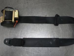 Used Front seatbelt, right Peugeot 206 CC (2D) 2.0 16V Price on request offered by Bongers Auto-Onderdelen Zeeland