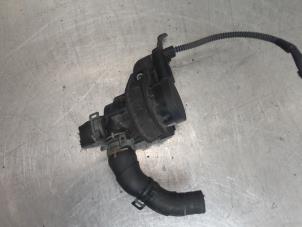 Used Secondary pump Volkswagen Tiguan (5N1/2) 1.4 TSI 16V Price on request offered by Bongers Auto-Onderdelen Zeeland