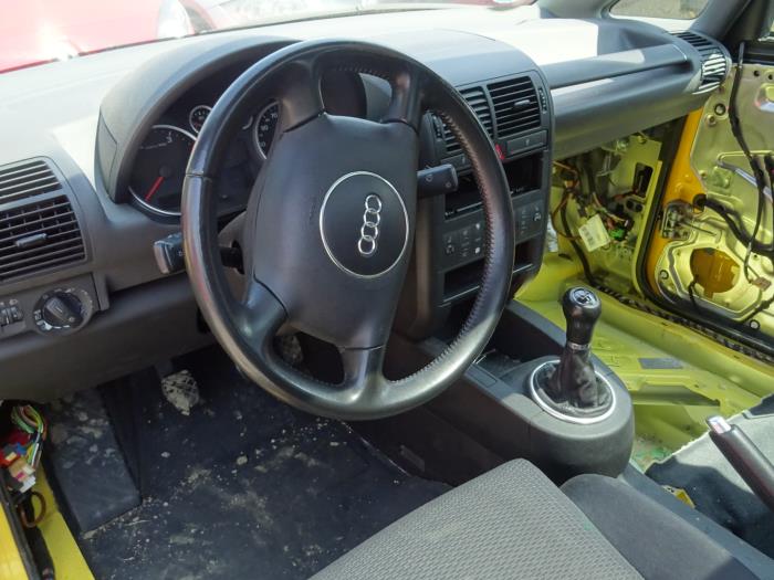 Juego y módulo de airbag de un Audi A2 2003