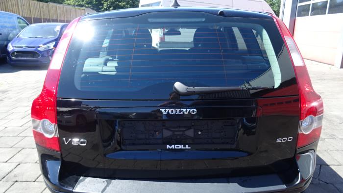 Portón trasero de un Volvo V50 2007