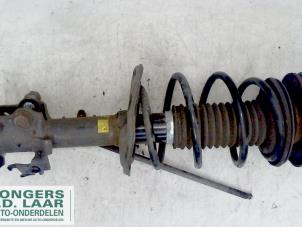 Used Front shock absorber rod, left Toyota Auris (E15) 1.4 VVT-i 16V Price on request offered by Bongers Auto-Onderdelen Zeeland