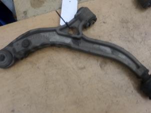 Used Front wishbone, left Chrysler Voyager Price on request offered by Bongers Auto-Onderdelen Zeeland