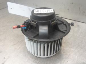 Used Heating and ventilation fan motor Alfa Romeo 147 (937) 1.6 HP Twin Spark 16V Price on request offered by Bongers Auto-Onderdelen Zeeland