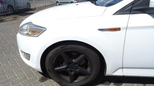 Used Front wing, left Ford Mondeo Price on request offered by Bongers Auto-Onderdelen Zeeland