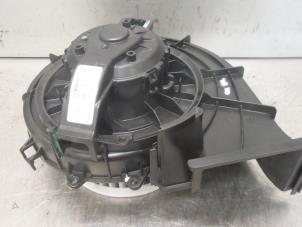 Usados Motor de ventilador de calefactor Volkswagen UP Precio de solicitud ofrecido por Bongers Auto-Onderdelen Zeeland