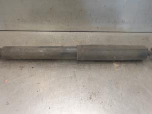 Used Rear shock absorber, left Opel Movano Price on request offered by Bongers Auto-Onderdelen Zeeland