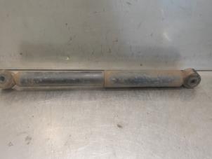 Used Rear shock absorber, right Seat Alhambra (7V8/9) 2.0 Price on request offered by Bongers Auto-Onderdelen Zeeland