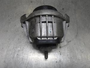 Used Engine mount BMW 1-Serie Price on request offered by Bongers Auto-Onderdelen Zeeland