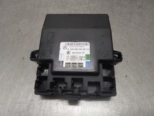 Used Central door locking module Mercedes B (W245,242) 2.0 B-200 CDI 16V Price on request offered by Bongers Auto-Onderdelen Zeeland