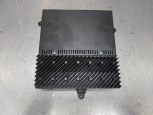 Used Radio amplifier BMW 7 serie (E38) 730i/iL V8 32V Price on request offered by Bongers Auto-Onderdelen Zeeland