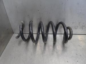 Used Rear coil spring Renault Captur Price on request offered by Bongers Auto-Onderdelen Zeeland