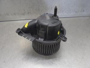 Used Heating and ventilation fan motor Volkswagen LT Price on request offered by Bongers Auto-Onderdelen Zeeland