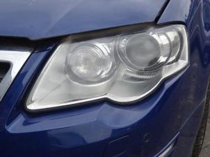 Używane Reflektor lewy Volkswagen Passat Cena na żądanie oferowane przez Bongers Auto-Onderdelen Zeeland