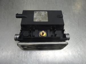Used Radiator fluid heating module BMW 3-Serie Price on request offered by Bongers Auto-Onderdelen Zeeland