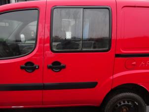 Used Sliding door, left Fiat Doblo Price on request offered by Bongers Auto-Onderdelen Zeeland