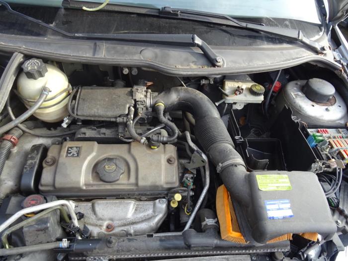Gebrauchte Getriebe Peugeot 206 Preis auf Anfrage angeboten von Bongers Auto-Onderdelen Zeeland