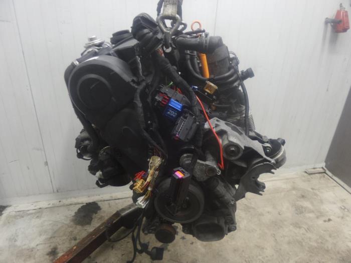 Engine Audi A4 1.9 TDI PDE 130 - AWX AWX