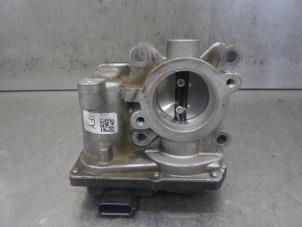 Used Throttle body Renault Captur (2R) 0.9 Energy TCE 12V Price on request offered by Bongers Auto-Onderdelen Zeeland