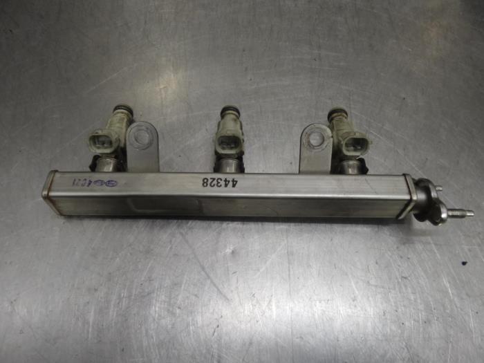 Injecteur (injection essence) d'un Kia Picanto (TA) 1.0 12V 2014