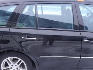 Używane Drzwi prawe tylne wersja 4-drzwiowa Mercedes E-Klasse Cena na żądanie oferowane przez Bongers Auto-Onderdelen Zeeland