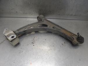 Used Front wishbone, right Seat Leon (1P1) 2.0 TDI 16V FR Price on request offered by Bongers Auto-Onderdelen Zeeland
