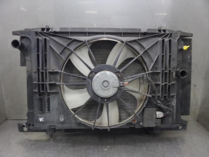 Skraplacz Klimatyzacji Toyota Auris 1.4 Vvt-I 16V - 8845002280 4Zzfe