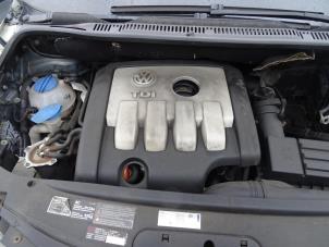 Used Gearbox Volkswagen Touran (1T1/T2) 2.0 TDI 16V 136 Price on request offered by Bongers Auto-Onderdelen Zeeland