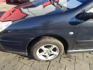 Used Front wing, left Citroen C5 Price on request offered by Bongers Auto-Onderdelen Zeeland