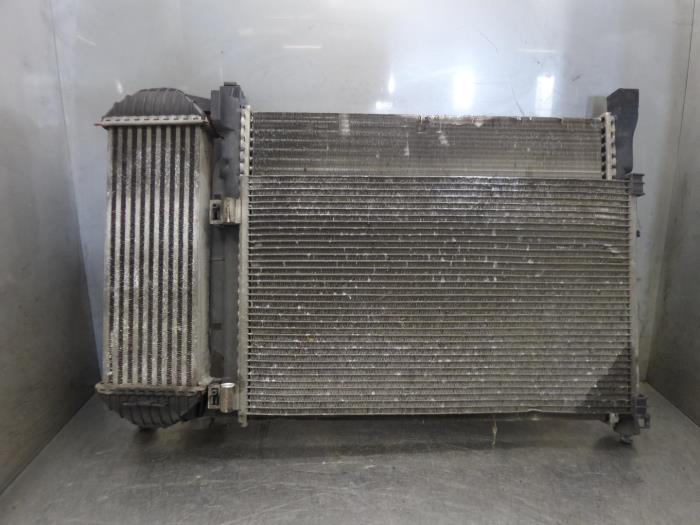 Usagé Intercooler Renault Kangoo Prix sur demande proposé par Bongers Auto-Onderdelen Zeeland