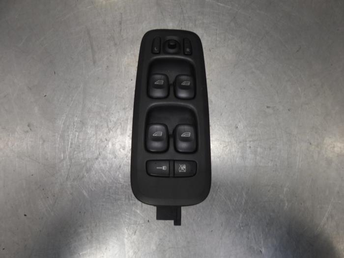 Electric window switch from a Volvo V70 2004