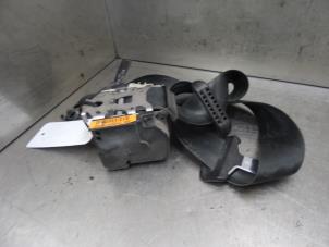 Used Front seatbelt, left Renault Kangoo Price on request offered by Bongers Auto-Onderdelen Zeeland