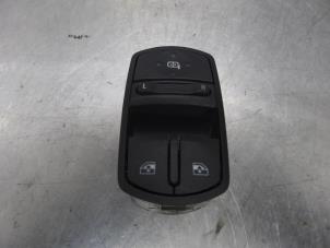 Used Electric window switch Opel Corsa Price on request offered by Bongers Auto-Onderdelen Zeeland