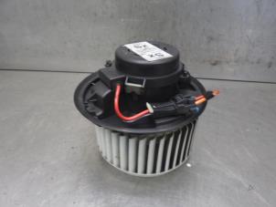 Used Heating and ventilation fan motor Alfa Romeo 147 Price on request offered by Bongers Auto-Onderdelen Zeeland