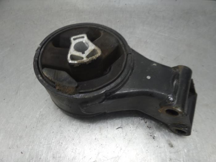 Used Engine mount Opel Zafira Tourer (P12) Price on request offered by Bongers Auto-Onderdelen Zeeland