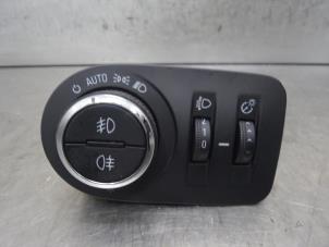 Used Light switch Opel Corsa D 1.4 16V Twinport Price on request offered by Bongers Auto-Onderdelen Zeeland