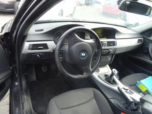 Used Airbag set + module BMW 3-Serie Price on request offered by Bongers Auto-Onderdelen Zeeland