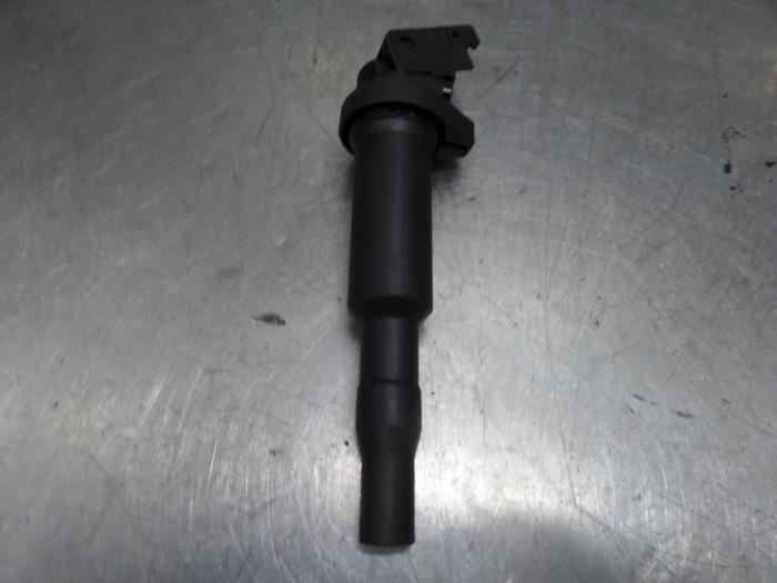Pen ignition coil from a Peugeot 207 2007