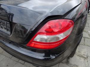 Używane Tylne swiatlo pozycyjne prawe Mercedes SLK (R171) 1.8 200 K 16V Cena na żądanie oferowane przez Bongers Auto-Onderdelen Zeeland