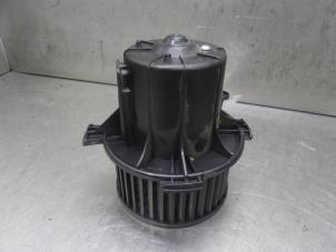 Used Heating and ventilation fan motor Peugeot 307 Price on request offered by Bongers Auto-Onderdelen Zeeland