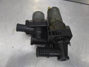 Used Water pump BMW 3-Serie Price on request offered by Bongers Auto-Onderdelen Zeeland