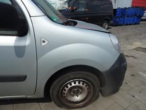 Used Front wing, right Renault Kangoo Price on request offered by Bongers Auto-Onderdelen Zeeland