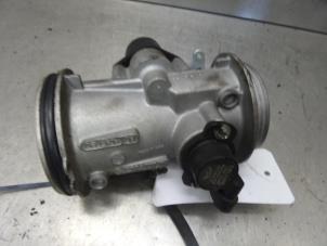 Used Throttle body Dacia Sandero I (BS) 1.6 MPI 85 Price on request offered by Bongers Auto-Onderdelen Zeeland