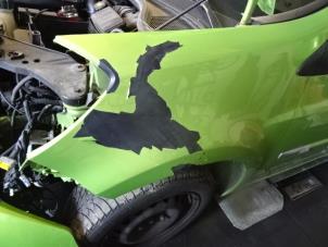 Used Front wing, left Renault Clio Price on request offered by Bongers Auto-Onderdelen Zeeland